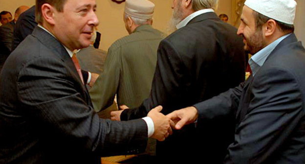 Alexander Khloponin, Plenipotentiary of Russian President for the NCFD, welcomes religious figures of Dagestan. Makhachkala, September 21, 2010. Courtesy of the press service of the President of the Republic of Dagestan Alexander Khloponin, Plenipotentiary of Russian President for the NCFD, welcomes religious figures of Dagestan. Makhachkala, September 21, 2010. Courtesy of the press service of the President of the Republic of Dagestan