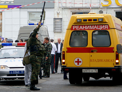 Place of terror act at central marketplace in Vladikavkaz, North Ossetia, September 9, 2010. Photo by Vladimir Mukagov for the "Caucasian Knot" Place of terror act at central marketplace in Vladikavkaz, North Ossetia, September 9, 2010. Photo by Vladimir Mukagov for the "Caucasian Knot"
