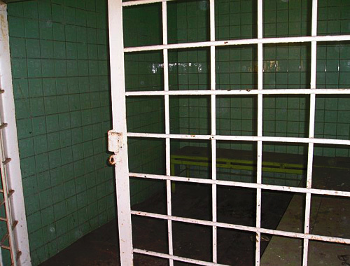 Temporary isolation facility (known as IVS). Photo by http://mt6561.livejournal.com Temporary isolation facility (known as IVS). Photo by http://mt6561.livejournal.com