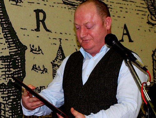 Israpil Shavkhalov, editor-in-chief of the "DOSh", received his 2010 "For Freedom of the Press" Prize. Istanbul, November 2. Photo by the "Caucasian Knot" Israpil Shavkhalov, editor-in-chief of the "DOSh", received his 2010 "For Freedom of the Press" Prize. Istanbul, November 2. Photo by the "Caucasian Knot"