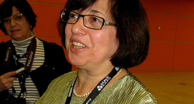 Manana Aslamazyan, head of the "Internews-Armenia" in the All-Russia Exhibition Centre after receiving her TAFI Prize, November 17, 2010. Photo by the "Caucasian Knot" Manana Aslamazyan, head of the "Internews-Armenia" in the All-Russia Exhibition Centre after receiving her TAFI Prize, November 17, 2010. Photo by the "Caucasian Knot"