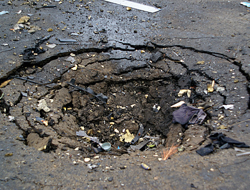 Crater in the place of explosion of the suicide bomber's car near the Central Marketplace of Vladikavkaz, September 9, 2010. Photo by Vladimir Mukagov for the "Caucasian Knot" Crater in the place of explosion of the suicide bomber's car near the Central Marketplace of Vladikavkaz, September 9, 2010. Photo by Vladimir Mukagov for the "Caucasian Knot"