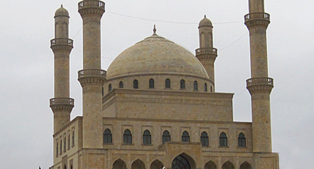 Nardaran Pir, settlement of Nardaran, Azerbaijan. Photo by the "Caucasian Knot" Nardaran Pir, settlement of Nardaran, Azerbaijan. Photo by the "Caucasian Knot"