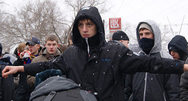 Search of participants of action in memory of Yegor Sviridov in Kronshtadt Boulevard in Moscow, January 15, 2011. Photo by the "Caucasian Knot" Search of participants of action in memory of Yegor Sviridov in Kronshtadt Boulevard in Moscow, January 15, 2011. Photo by the "Caucasian Knot"