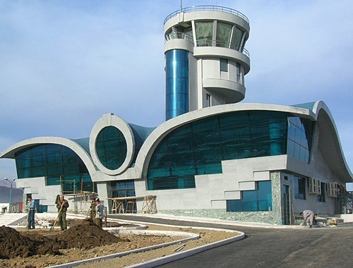Construction of Stepanakert Airport, November 30, 2010. Photo by the "Caucasian Knot" Construction of Stepanakert Airport, November 30, 2010. Photo by the "Caucasian Knot"