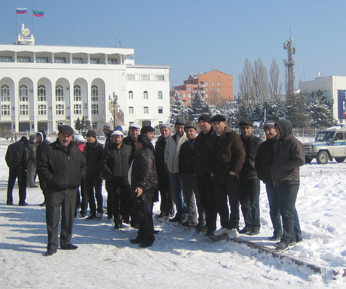 Residents of the Kayakent District of Dagestan in the square near the republic's government, February 17, 2011. Photo by the "Caucasian Knot" Residents of the Kayakent District of Dagestan in the square near the republic's government, February 17, 2011. Photo by the "Caucasian Knot"