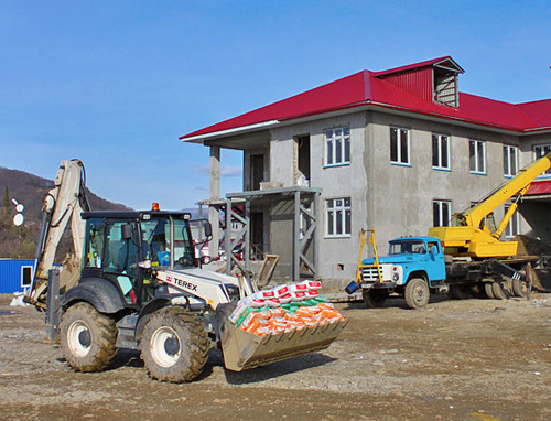 Finishing works started at the kindergarten construction in Tavrichesky district. Sochi, 2011. Photo: www.olympdep.ru
Finishing works started at the kindergarten construction in Tavrichesky district. Sochi, 2011. Photo: www.olympdep.ru