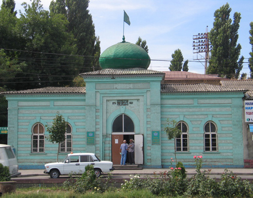 Medrese in Makhachkala, Dagestan. Courtesy of the ANSAR Information-Analytical Channel (www.ansar.ru) Medrese in Makhachkala, Dagestan. Courtesy of the ANSAR Information-Analytical Channel (www.ansar.ru)