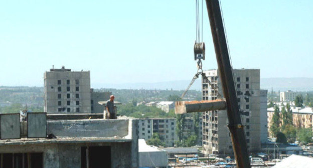 Housing construction in Grozny, 2005. Photo by chechnyafree.ru Housing construction in Grozny, 2005. Photo by chechnyafree.ru