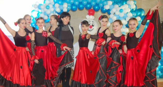 "Gloria" Children's Choreographic Ensemble, 2011. Photo by the Press Service of the President and Government of Karachay-Cherkessia: www.kchr.info "Gloria" Children's Choreographic Ensemble, 2011. Photo by the Press Service of the President and Government of Karachay-Cherkessia: www.kchr.info