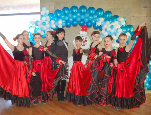 "Gloria" Children's Choreographic Ensemble, 2011. Photo by the Press Service of the President and Government of Karachay-Cherkessia: www.kchr.info "Gloria" Children's Choreographic Ensemble, 2011. Photo by the Press Service of the President and Government of Karachay-Cherkessia: www.kchr.info
