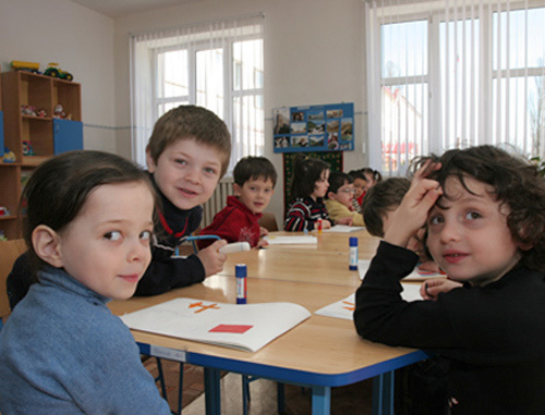 Pupils of a kindergarten in Ingushetia. Photo
from the official website of the Republic of
Ingushetia: www.ingushetia.ru Pupils of a kindergarten in Ingushetia. Photo
from the official website of the Republic of
Ingushetia: www.ingushetia.ru