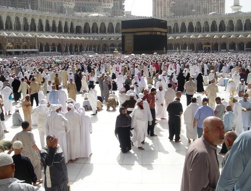 Pilgrims in Sacred Mosque (al-Masjid al-Haram), Mecca, Saudi Arabia. Photo by the Press Service of the Ministry for National
Politics, Religious Affairs and External Relations of the Republic of Dagestan:
www.minnaz.ru
Pilgrims in Sacred Mosque (al-Masjid al-Haram), Mecca, Saudi Arabia. Photo by the Press Service of the Ministry for National
Politics, Religious Affairs and External Relations of the Republic of Dagestan:
www.minnaz.ru