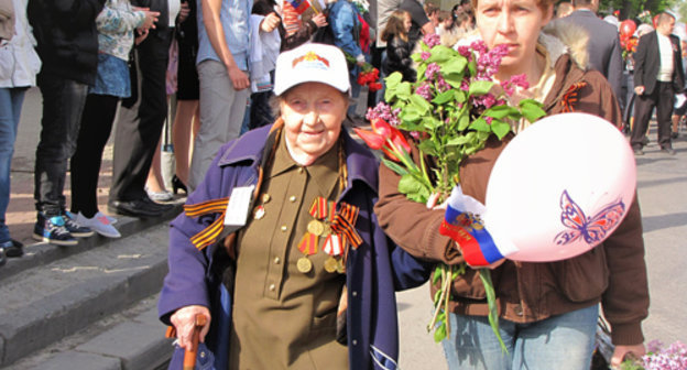 Celebrations of the Victory Day in Rostov-on-Don. Ekaterina Dekanis (left), South-Western Front, May 9, 2011. Photo by the "Caucasian Knot" Celebrations of the Victory Day in Rostov-on-Don. Ekaterina Dekanis (left), South-Western Front, May 9, 2011. Photo by the "Caucasian Knot"