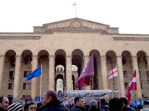 The opposition rally at the Parliament of Georgia. Tbilisi, April 9, 2009. Photo by "Caucasian Knot" The opposition rally at the Parliament of Georgia. Tbilisi, April 9, 2009. Photo by "Caucasian Knot"