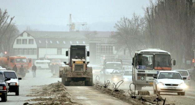 Road construction in Grozny, 2011. Photo from fc-terec.ru Road construction in Grozny, 2011. Photo from fc-terec.ru