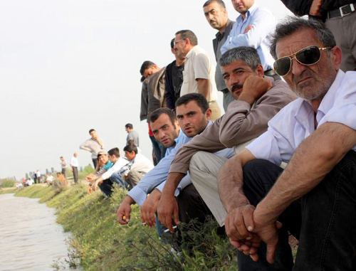 Azerbaijani villagers-victims of flooding. Sabirabad District, May 2010. Photo: Radio Azadlyg, www.azadliq.org Azerbaijani villagers-victims of flooding. Sabirabad District, May 2010. Photo: Radio Azadlyg, www.azadliq.org