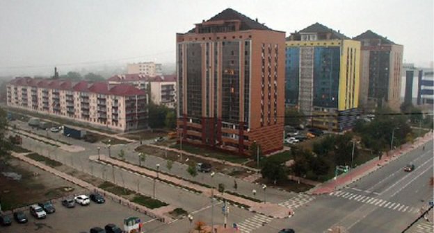 Akhmat Kadyrov Avenue in Grozny, September 2010. Photo from http://macos.livejournal.com Akhmat Kadyrov Avenue in Grozny, September 2010. Photo from http://macos.livejournal.com
