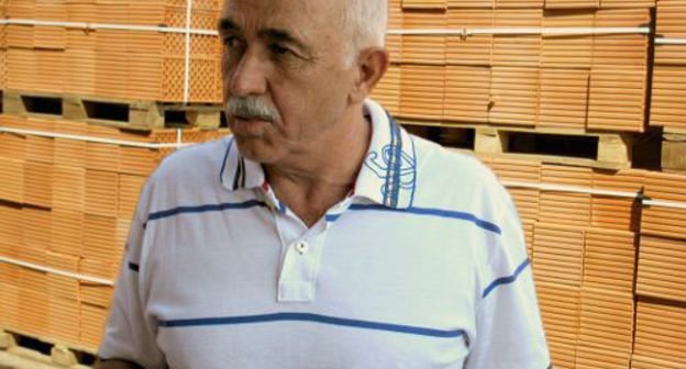 Magomed-Rasul Rasulov, director of a brick factory in Kaspiisk, on September 7, 2011. Photo by the "Caucasian Knot" Magomed-Rasul Rasulov, director of a brick factory in Kaspiisk, on September 7, 2011. Photo by the "Caucasian Knot"