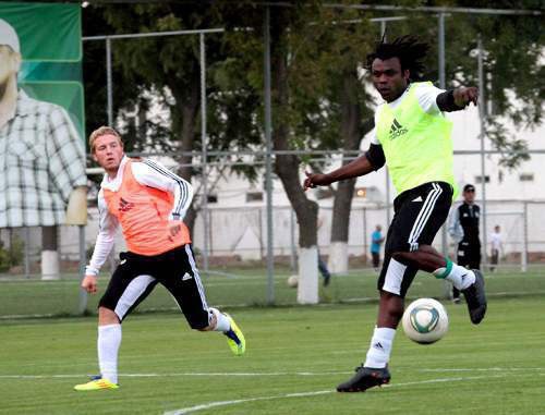 Players of the "Terek" FC Jonathan Legear and Herve Xavier Zenge in practice at the "Ramzan" Football Academy, Chechnya, Grozny, September 10, 2011. Photo: fc-terek.ru Players of the "Terek" FC Jonathan Legear and Herve Xavier Zenge in practice at the "Ramzan" Football Academy, Chechnya, Grozny, September 10, 2011. Photo: fc-terek.ru