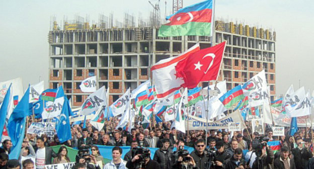 Participants of the nationwide rally in Baku, April 8, 2012. Courtesy of the "Turan" News Agency Participants of the nationwide rally in Baku, April 8, 2012. Courtesy of the "Turan" News Agency