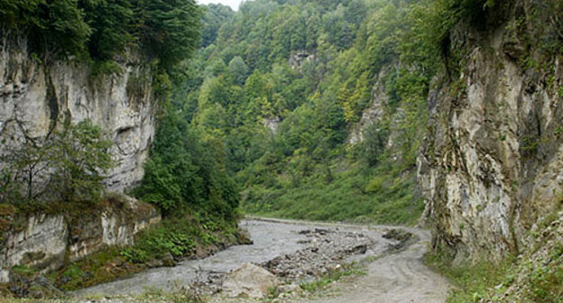 A mountainous area of Chechnya. Photo by www.chechnyafree.ru A mountainous area of Chechnya. Photo by www.chechnyafree.ru