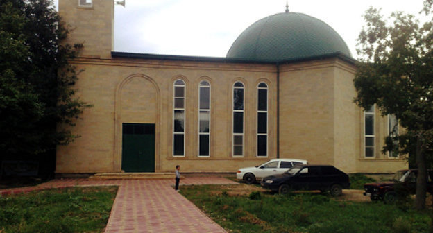The mosque of Novokayakent, Kayakent district, Dagestan. Photo from http://vk.com/nkayakent The mosque of Novokayakent, Kayakent district, Dagestan. Photo from http://vk.com/nkayakent