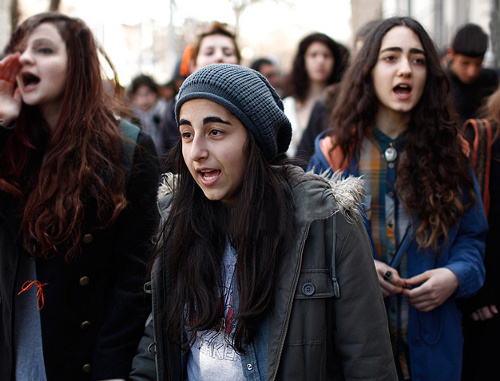 Students strike in Yerevan, February 26, 2013. © PanARMENIAN Photo/Vahan Stepanyan Students strike in Yerevan, February 26, 2013. © PanARMENIAN Photo/Vahan Stepanyan