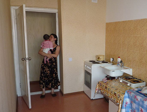 South Ossetia, Tskhinvali, 2010: residents of the township "Solnechny". Courtesy of http://osinform.ru South Ossetia, Tskhinvali, 2010: residents of the township "Solnechny". Courtesy of http://osinform.ru