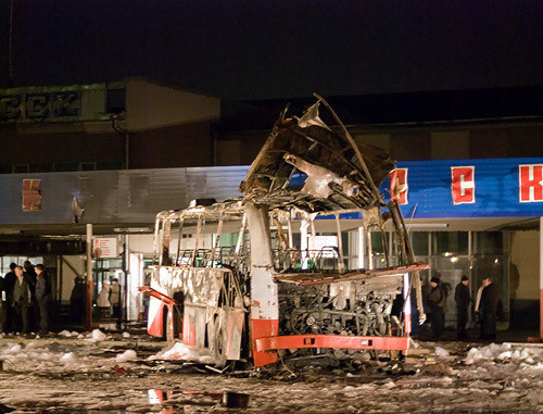 Exploded passenger bus "Pyatigorsk-Stavropol" in the bus station of Nevinnomyssk; December 9, 2007. Courtesy of www.NevinkaOnline.RU Exploded passenger bus "Pyatigorsk-Stavropol" in the bus station of Nevinnomyssk; December 9, 2007. Courtesy of www.NevinkaOnline.RU