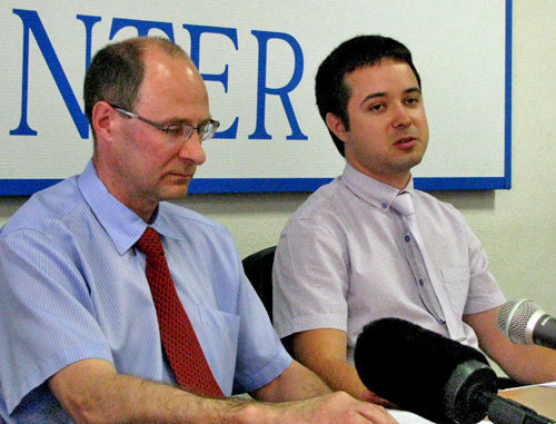 Victor Zhenkov (on the left) and Kirill Kravchenko at the press conference dedicated to the case of 16 Jehovah's Witnesses from Taganrog. Moscow, June 3, 2013. Photo by Natalya Kraynova for the "Caucasian Knot". Victor Zhenkov (on the left) and Kirill Kravchenko at the press conference dedicated to the case of 16 Jehovah's Witnesses from Taganrog. Moscow, June 3, 2013. Photo by Natalya Kraynova for the "Caucasian Knot".
