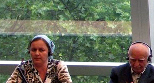 Raissa Turlueva and Danilbek Askhabov. Photo http://www.memo.ru/ Raissa Turlueva and Danilbek Askhabov. Photo http://www.memo.ru/