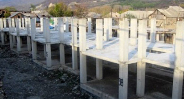 Сonstruction of a house in Jewish quarter of Tskhinvali South Ossetia. Photo by http://osinform.ru/ Сonstruction of a house in Jewish quarter of Tskhinvali South Ossetia. Photo by http://osinform.ru/