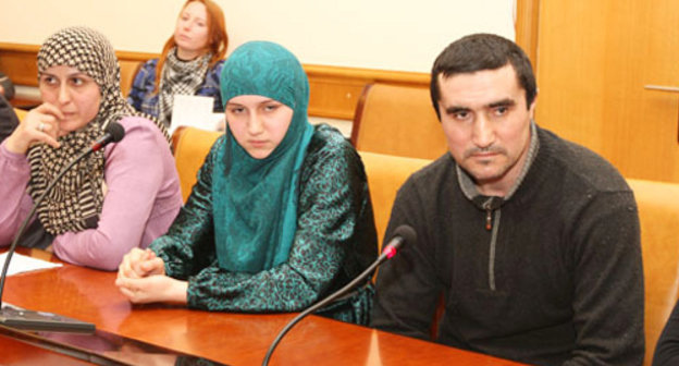 Adaptation commission meeting, Makhachkala, January 21, 2012. Source: http://riadagestan.ru/ Adaptation commission meeting, Makhachkala, January 21, 2012. Source: http://riadagestan.ru/
