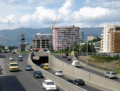 Highway to Tbilisi. Photo by Beslan Kmuzov for the “Caucasian Knot”. Highway to Tbilisi. Photo by Beslan Kmuzov for the “Caucasian Knot”.