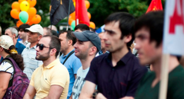 Participants in the rally "Derbent is Russia's southern outpost!" held in Moscow, June 29, 2013. Photo http://flnka.ru/ Participants in the rally "Derbent is Russia's southern outpost!" held in Moscow, June 29, 2013. Photo http://flnka.ru/