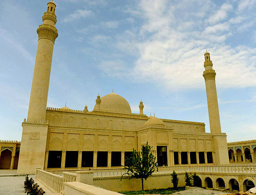 Juma Mosque since VIII c. in Shemakh, Azerbaijan. Photo: Urek Meniashvili, http://ru.wikipedia.org/ Juma Mosque since VIII c. in Shemakh, Azerbaijan. Photo: Urek Meniashvili, http://ru.wikipedia.org/