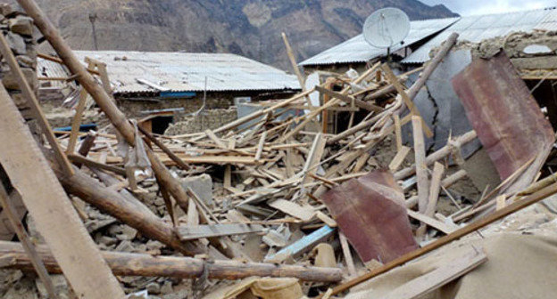 Gimry village of Utskul district after special forces operation, May 10, 2013. Photo by Akhmed Magomedov for the “Caucasian Knot”. Gimry village of Utskul district after special forces operation, May 10, 2013. Photo by Akhmed Magomedov for the “Caucasian Knot”.