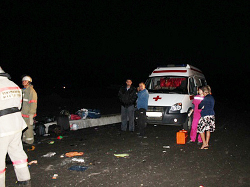 Place of a road traffic accident involving a tourist bus, Stavropol Territory, August 6, 2013. Photo by press service of the Ministry for Emergenciesof the Stavropol Territory, 26.mchs.ru Place of a road traffic accident involving a tourist bus, Stavropol Territory, August 6, 2013. Photo by press service of the Ministry for Emergenciesof the Stavropol Territory, 26.mchs.ru