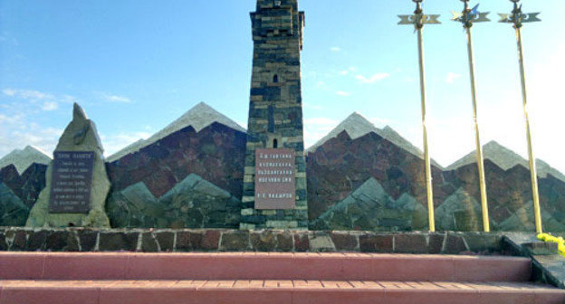The memorial in honour of the 46 girls who were lost in 1819 in the capture of the village of Dadi-Yurt, Chechnya. The Gudermes District, September 16, 2013. Photo by the ‘Caucasian Knot’. The memorial in honour of the 46 girls who were lost in 1819 in the capture of the village of Dadi-Yurt, Chechnya. The Gudermes District, September 16, 2013. Photo by the ‘Caucasian Knot’.