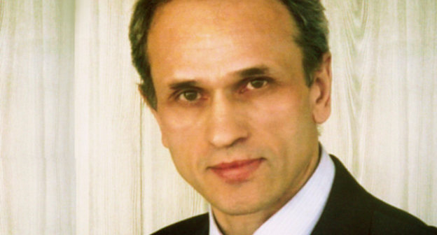 Akhberdilo Akhberdilov, a teacher of history from the Tidib Secondary School of the Shamil District of Dagestan, a finalist of the contest "Russia's Teacher of the Year". Photo: http://xn--e1afbansnjaej2c1d.xn--p1ai/ Akhberdilo Akhberdilov, a teacher of history from the Tidib Secondary School of the Shamil District of Dagestan, a finalist of the contest "Russia's Teacher of the Year". Photo: http://xn--e1afbansnjaej2c1d.xn--p1ai/