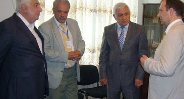Azerbaijan, Shamkir, September 2013. Group of international observers of the CIS Interparliamentary Assembly making long-term monitoring of the forthcoming presidential election. Photo: http://www.iacis.ru/ Azerbaijan, Shamkir, September 2013. Group of international observers of the CIS Interparliamentary Assembly making long-term monitoring of the forthcoming presidential election. Photo: http://www.iacis.ru/