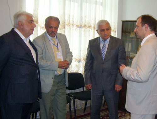 Azerbaijan, Shamkir, September 2013. Group of international observers of the CIS Interparliamentary Assembly making long-term monitoring of the forthcoming presidential election. Photo: http://www.iacis.ru/ Azerbaijan, Shamkir, September 2013. Group of international observers of the CIS Interparliamentary Assembly making long-term monitoring of the forthcoming presidential election. Photo: http://www.iacis.ru/