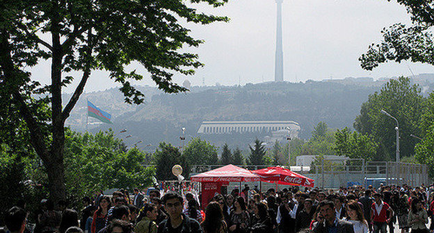 Baku, Azerbaijan. Source: www.flickr.com/photos/begemot Baku, Azerbaijan. Source: www.flickr.com/photos/begemot