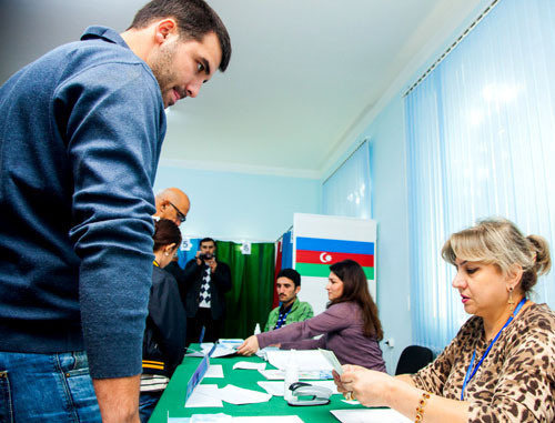 Presidential election in Azerbaijan. In a photo: one of the polling stations in Baku. October 9, 2013. Photo by Aziz Karimov for the "Caucasian Knot" Presidential election in Azerbaijan. In a photo: one of the polling stations in Baku. October 9, 2013. Photo by Aziz Karimov for the "Caucasian Knot"