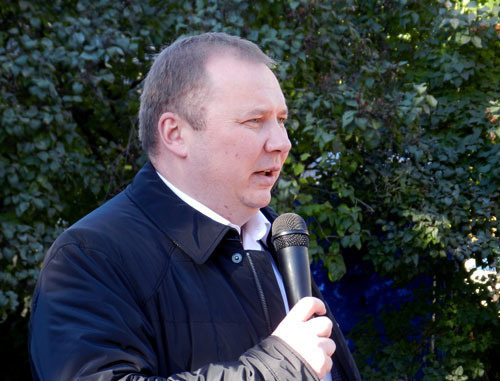 Nikolai Parshin, First Secretary of the Stalingrad Regional Committee of the CPRF, at the meeting with voters. Volgograd, October 15, 2013. Photo by Tatiana Filimonova for the ‘Caucasian Knot’. Nikolai Parshin, First Secretary of the Stalingrad Regional Committee of the CPRF, at the meeting with voters. Volgograd, October 15, 2013. Photo by Tatiana Filimonova for the ‘Caucasian Knot’.