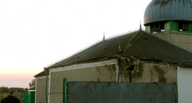 Site of the explosion at a mosque in Dugulubgei village. Kabardino-Balkaria, Baksan District, October 18, 2013. Photo by press service of KBR MIA, 07.mvd.ru Site of the explosion at a mosque in Dugulubgei village. Kabardino-Balkaria, Baksan District, October 18, 2013. Photo by press service of KBR MIA, 07.mvd.ru