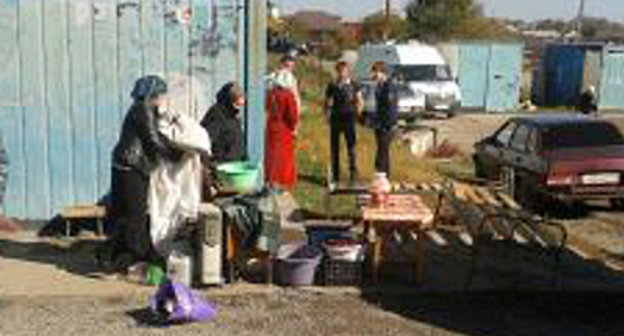 Evictions of refugees who lived at the temporary accommodation centre (TAC) "Promzhilbaza". Ingushetia, Karabulak. October 21, 2013. Photo courtesy of the residents of "Promzhilbaza" Evictions of refugees who lived at the temporary accommodation centre (TAC) "Promzhilbaza". Ingushetia, Karabulak. October 21, 2013. Photo courtesy of the residents of "Promzhilbaza"