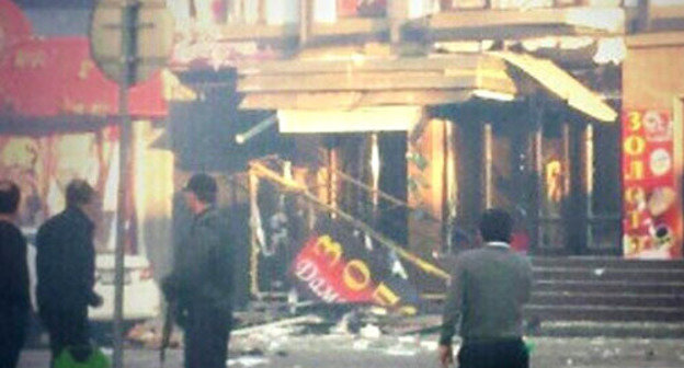 At the site of explosion. Makhachkala, October 30, 2013. Photo Twitter.com/Ramazan Gaziev At the site of explosion. Makhachkala, October 30, 2013. Photo Twitter.com/Ramazan Gaziev