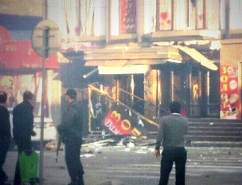 At the site of explosion. Makhachkala, October 30, 2013. Photo Twitter.com/Ramazan Gaziev At the site of explosion. Makhachkala, October 30, 2013. Photo Twitter.com/Ramazan Gaziev